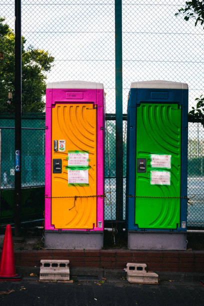 Best Luxury portable toilet rental  in Brownstown, IN