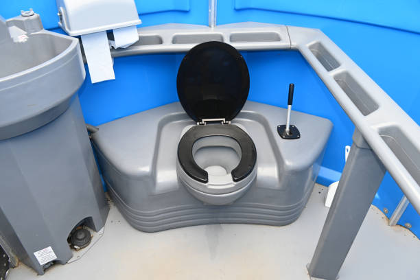 Portable Toilet Options We Offer in Brownstown, IN