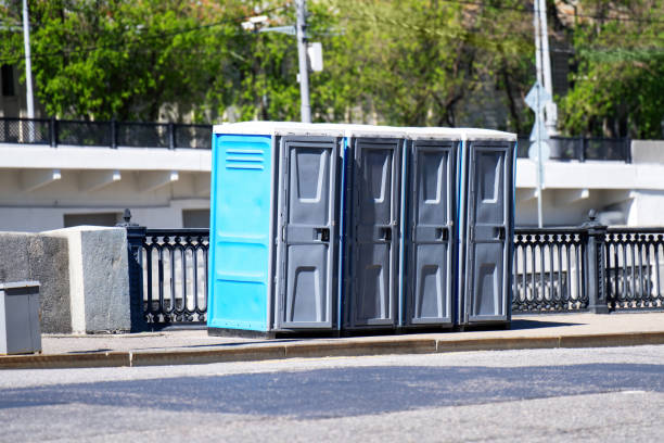 Best Luxury portable toilet rental  in Brownstown, IN